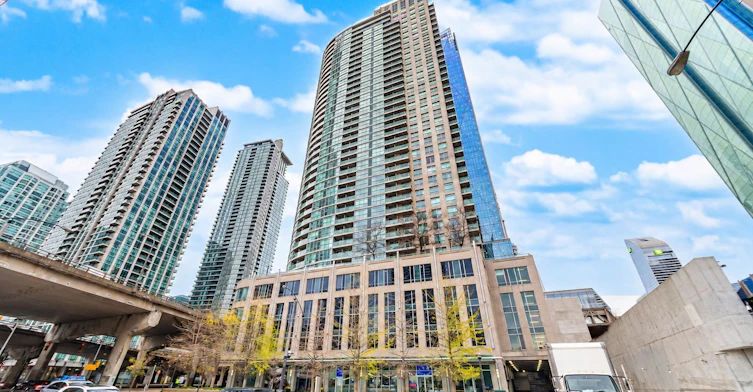 1715-18 Yonge Street, Toronto, ON, M5E 1Z8 - 13