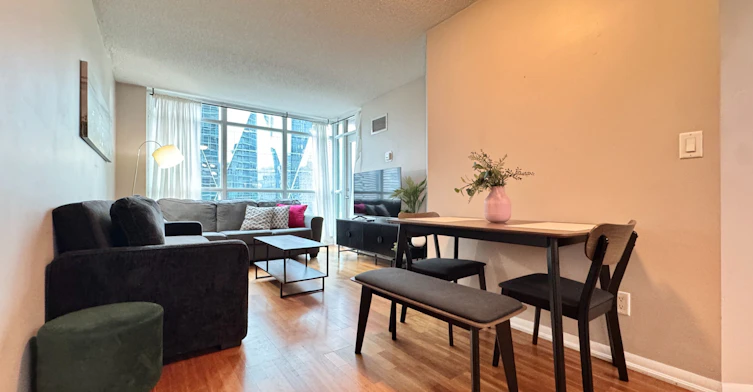 1715-18 Yonge Street, Toronto, ON, M5E 1Z8 - 2
