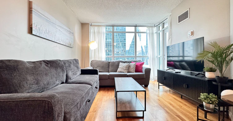 1715-18 Yonge Street, Toronto, ON, M5E 1Z8 - 4