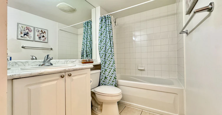 1715-18 Yonge Street, Toronto, ON, M5E 1Z8 - 8