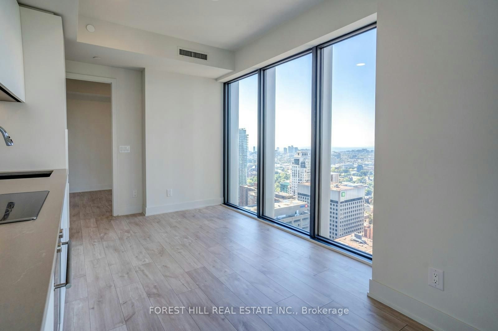 4002-8 Cumberland Street, Toronto, ON, M4W 0B6 - 11