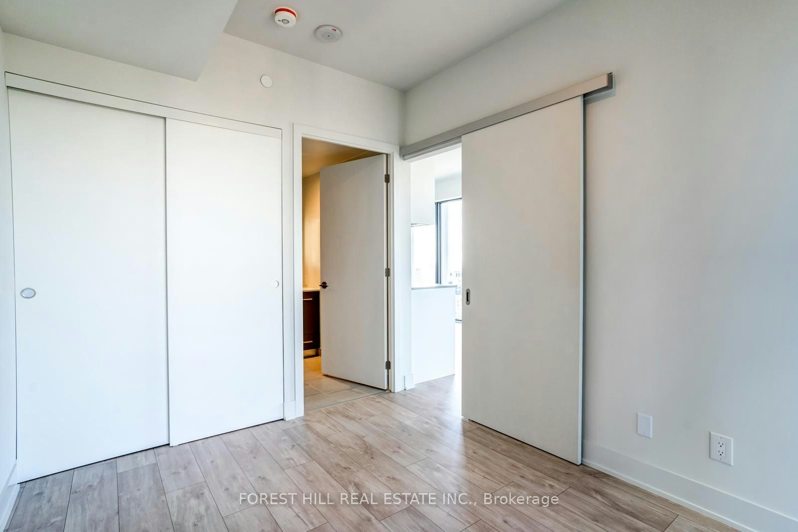 4002-8 Cumberland Street, Toronto, ON, M4W 0B6 - 18