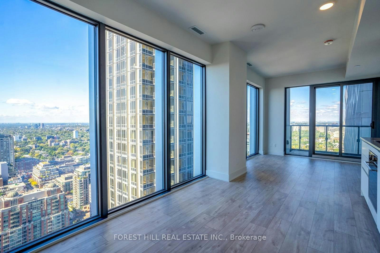 4002-8 Cumberland Street, Toronto, ON, M4W 0B6 - 3