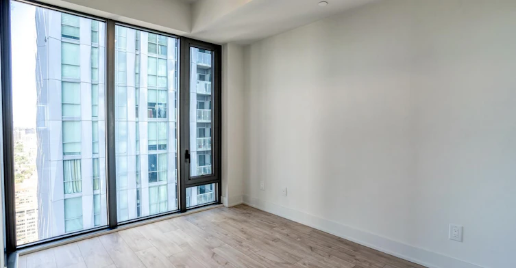 4002-8 Cumberland Street, Toronto, ON, M4W 0B6 - 16