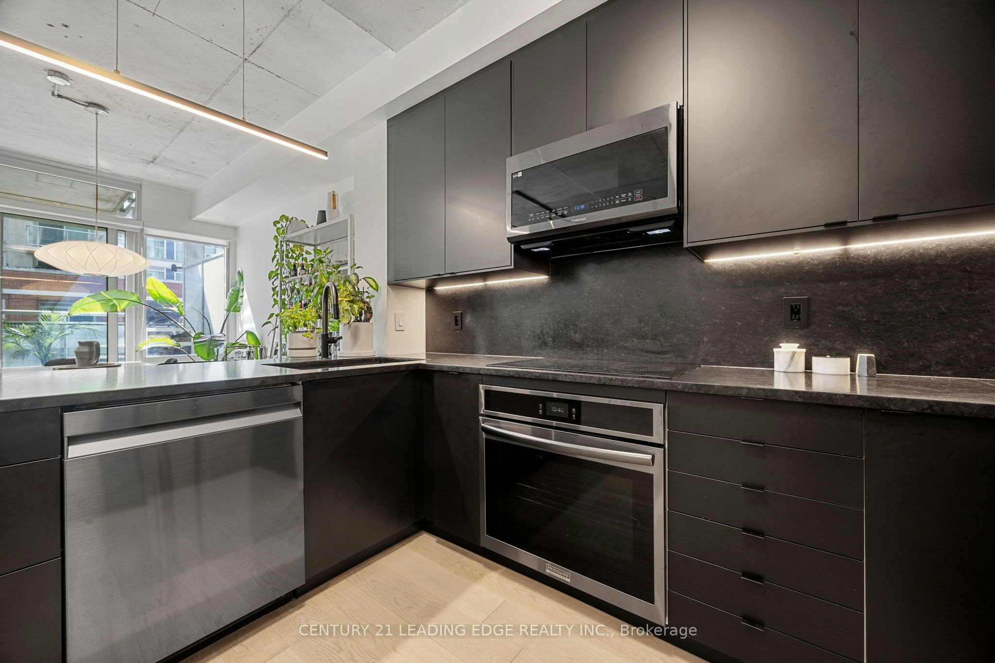 903-333 Adelaide Street E, Toronto, ON, M5A 4T4 - 12