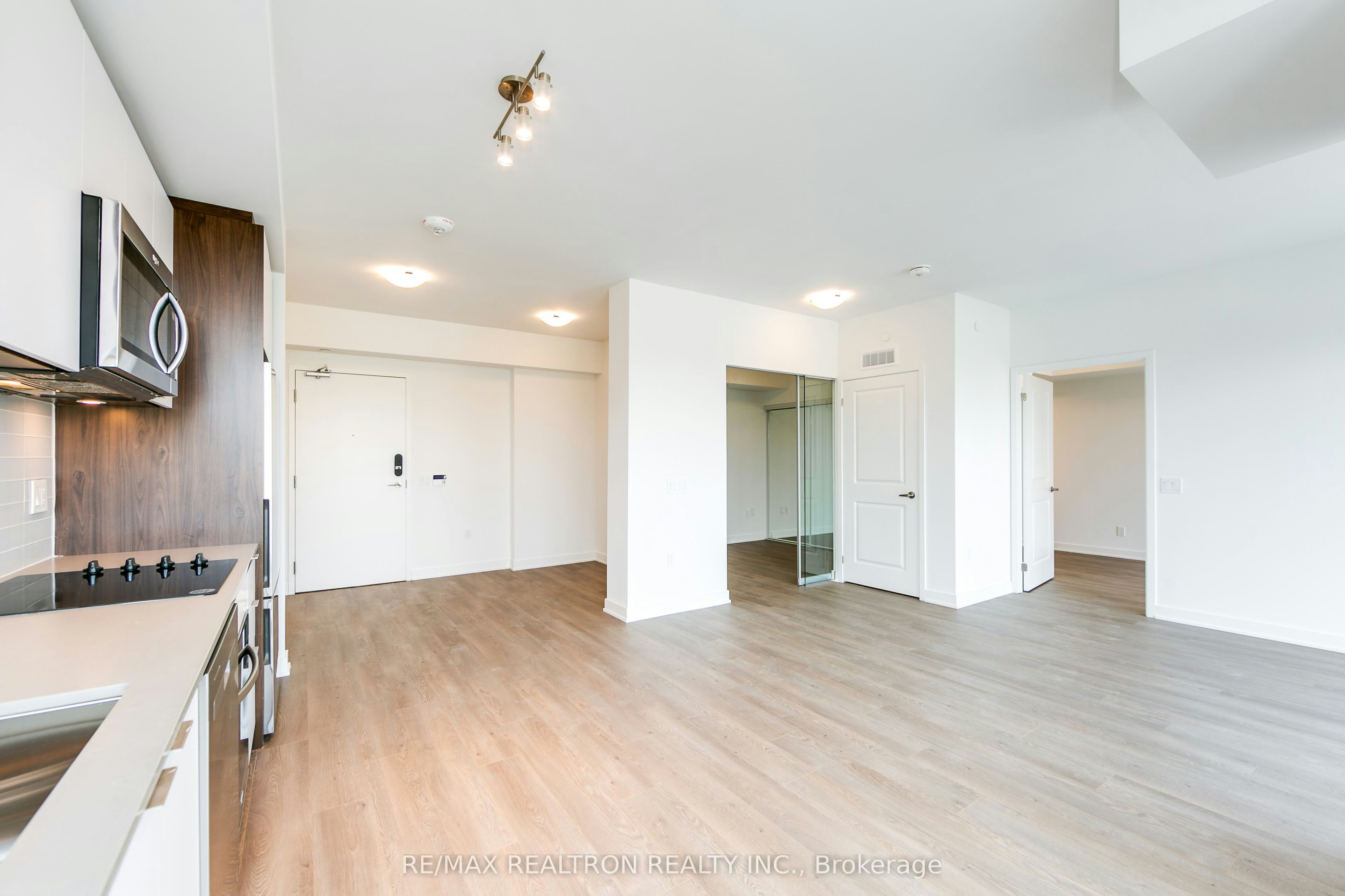 1202-543 Richmond Street W, Toronto, ON, M5V 0W9 - 2