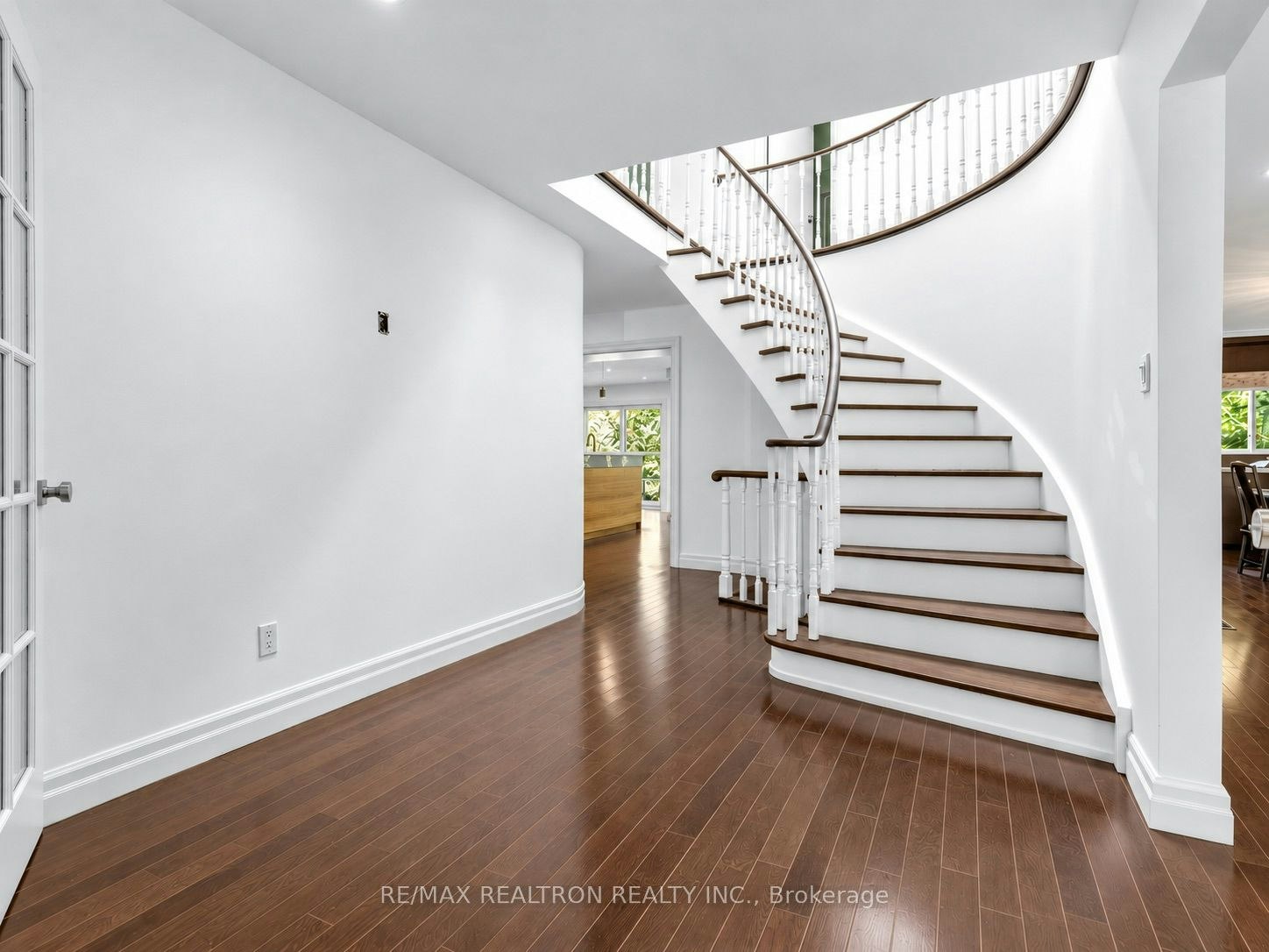 42 Apollo Drive, Toronto, ON, M3B 2G8 - 2