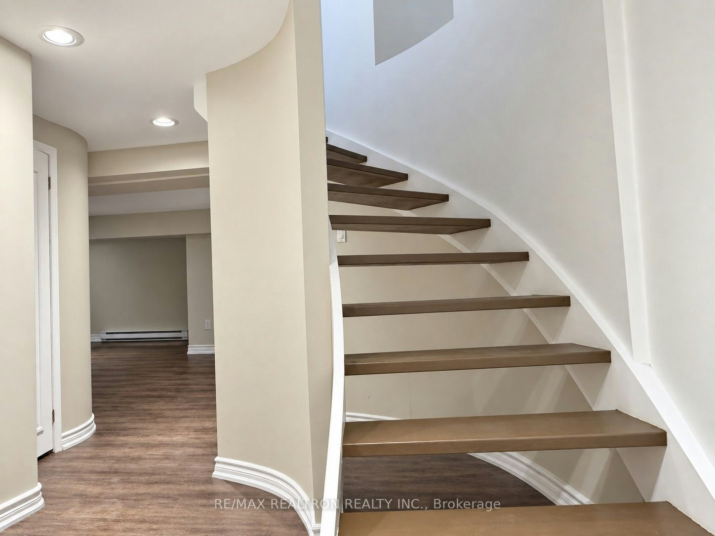 42 Apollo Drive, Toronto, ON, M3B 2G8 - 36