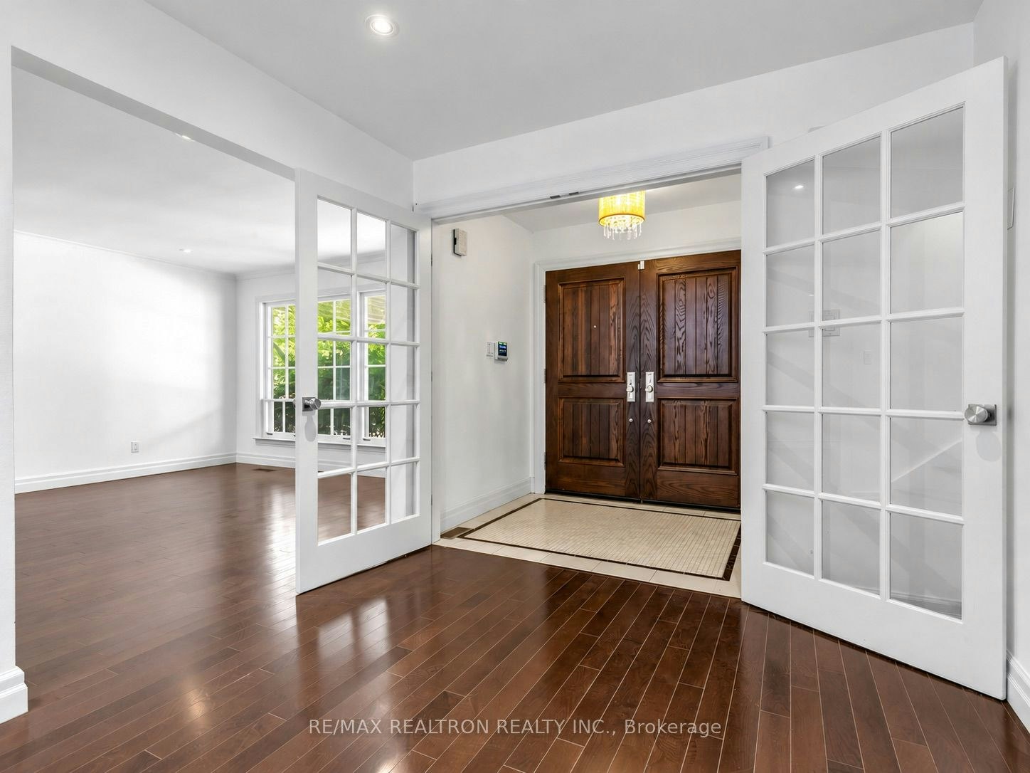 42 Apollo Drive, Toronto, ON, M3B 2G8 - 4