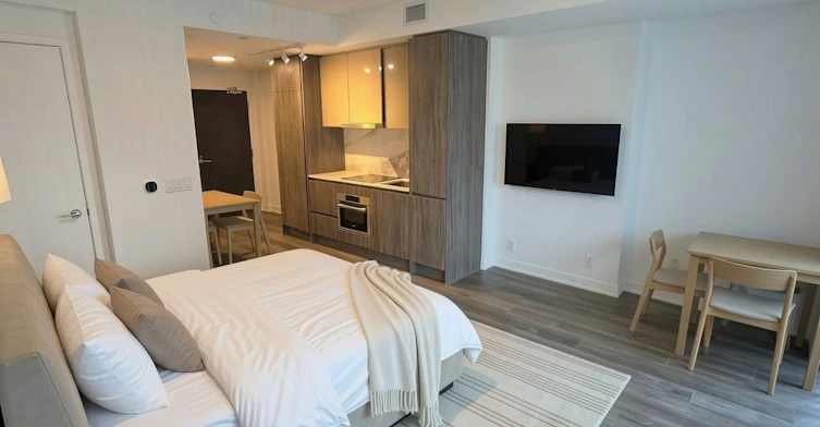 1911-180 Front Street E, Toronto, ON, M5A 0A9 - 5