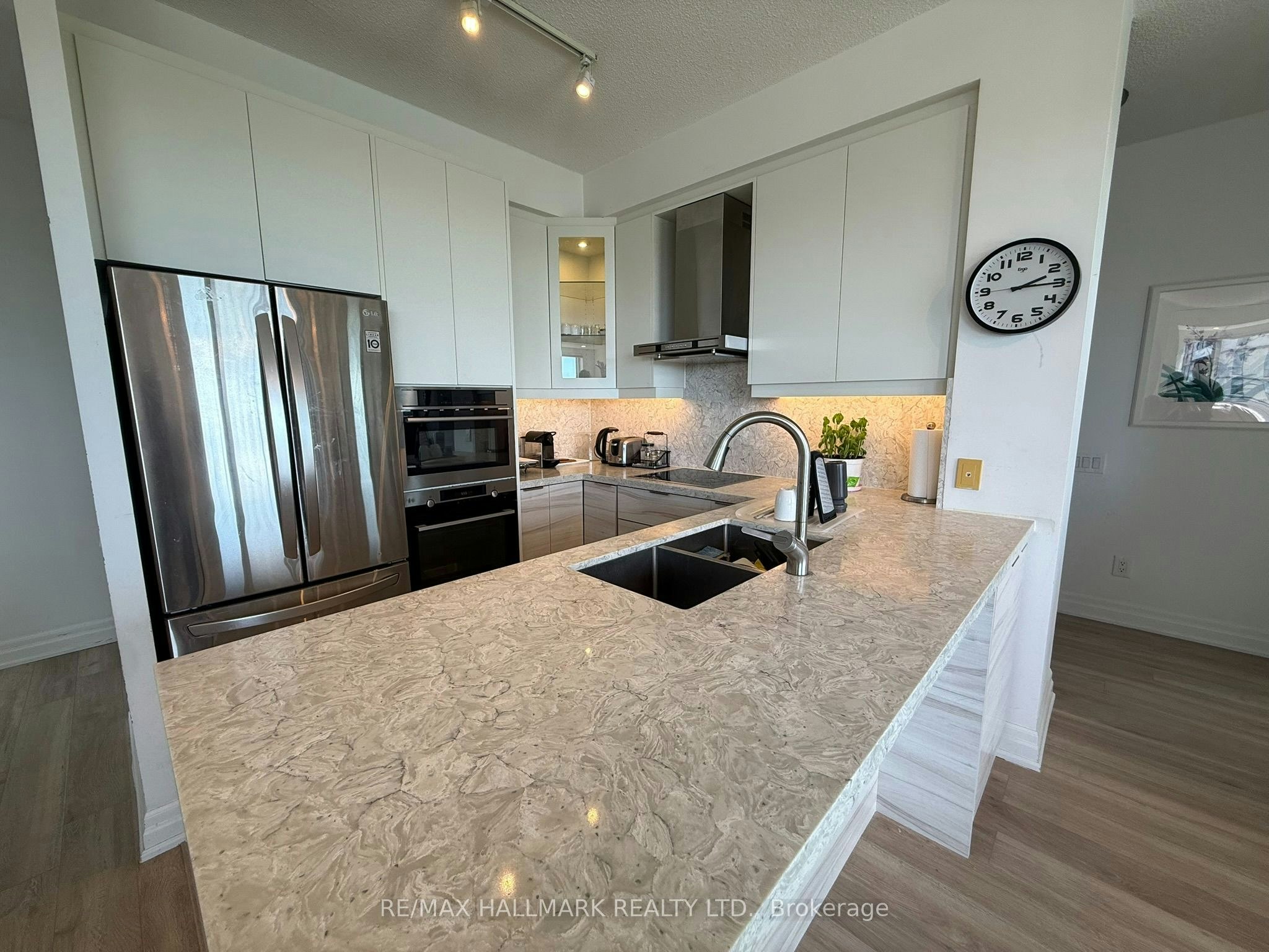 701-17 Ruddington Drive, Toronto, ON, M2K 0A8 - 6