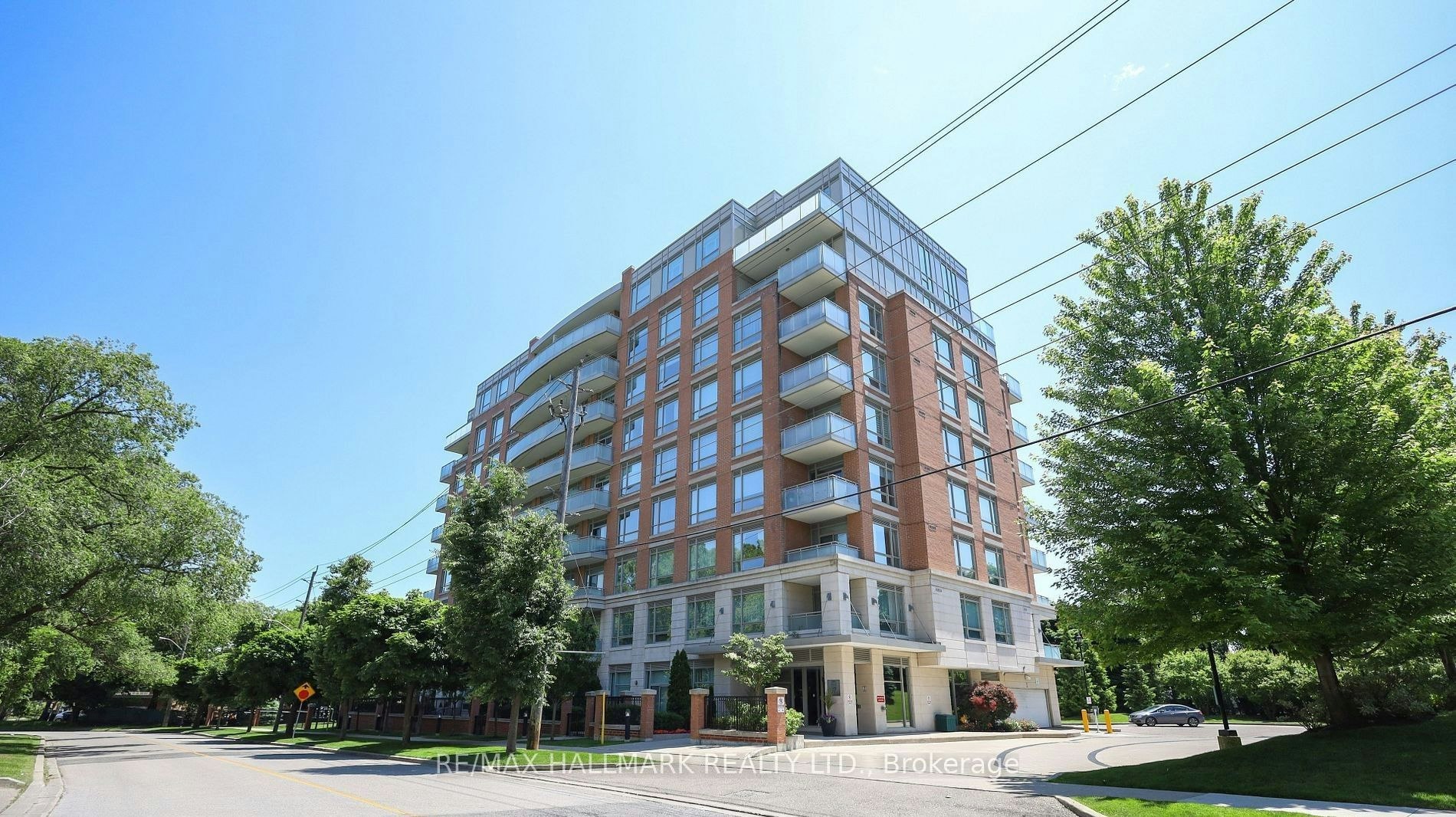 701-17 Ruddington Drive, Toronto, ON, M2K 0A8