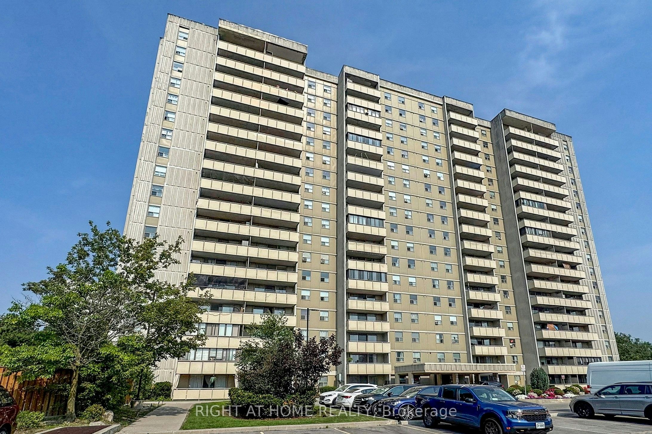 702-1338 York Mills Road, Toronto, ON, M3A 3M3