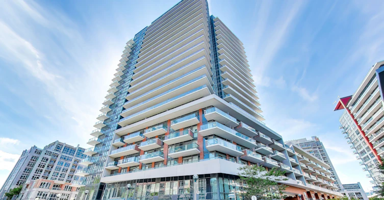 113-38 Iannuzzi Street, Toronto, ON, M5V 0S2