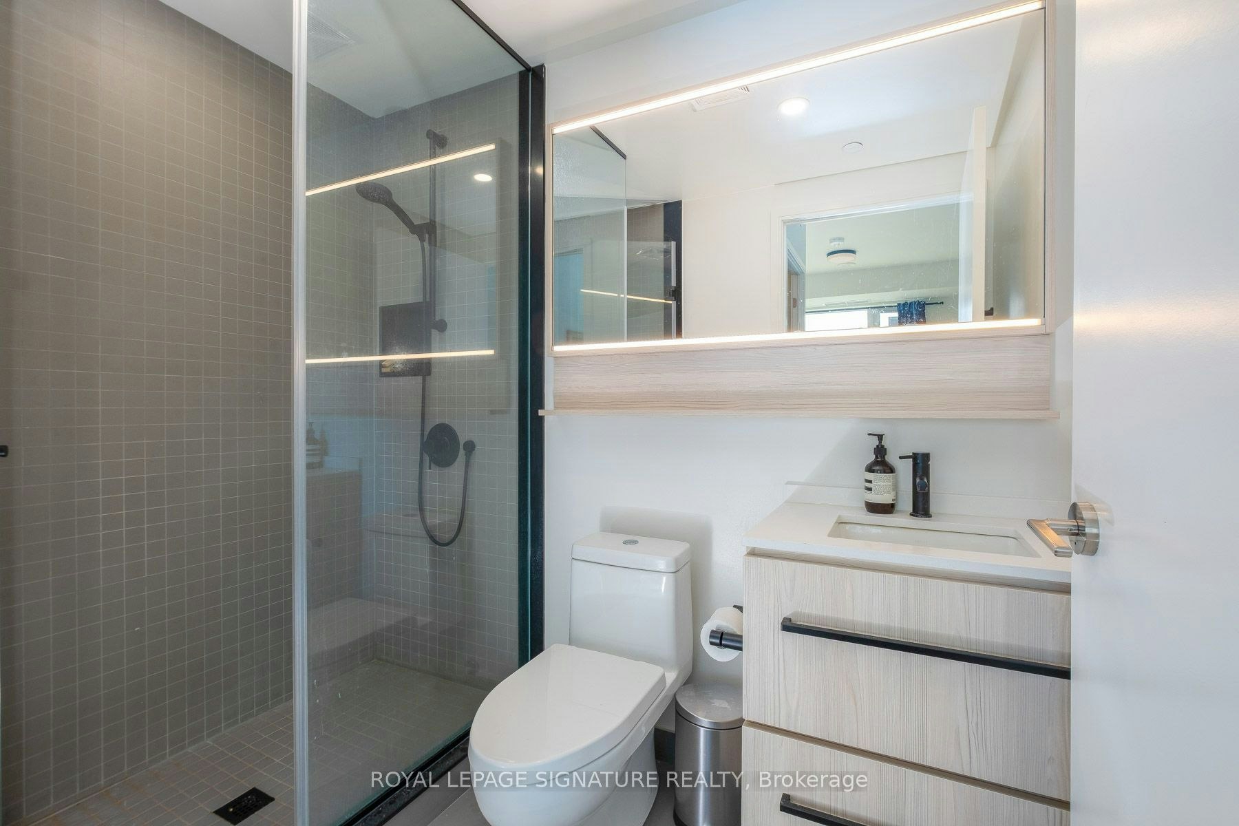 1112-425 Front Street E, Toronto, ON, M5A 0X2 - 17
