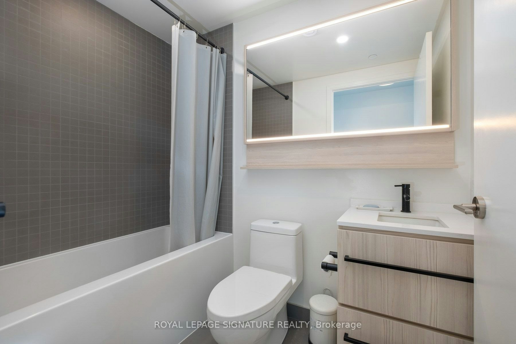 1112-425 Front Street E, Toronto, ON, M5A 0X2 - 16