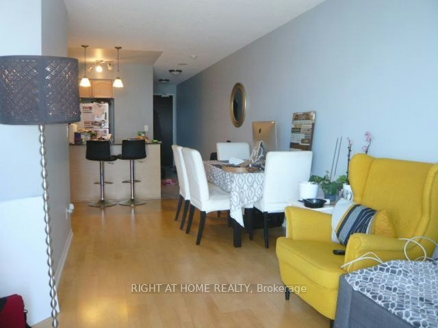 2807-18 Yonge Street, Toronto, ON, M5E 1Z8 - 6