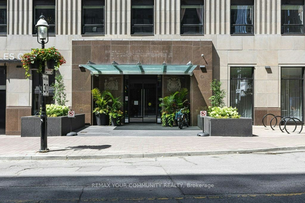 506-88 Scott Street, Toronto, ON, M5E 0A9 - 3