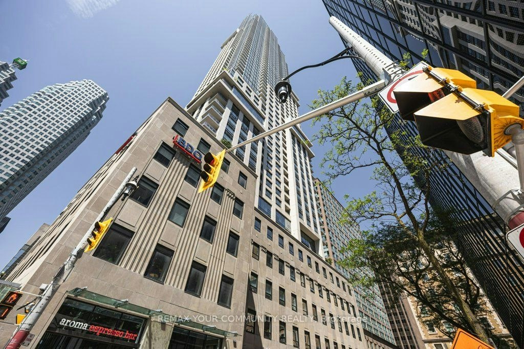506-88 Scott Street, Toronto, ON, M5E 0A9 - 2