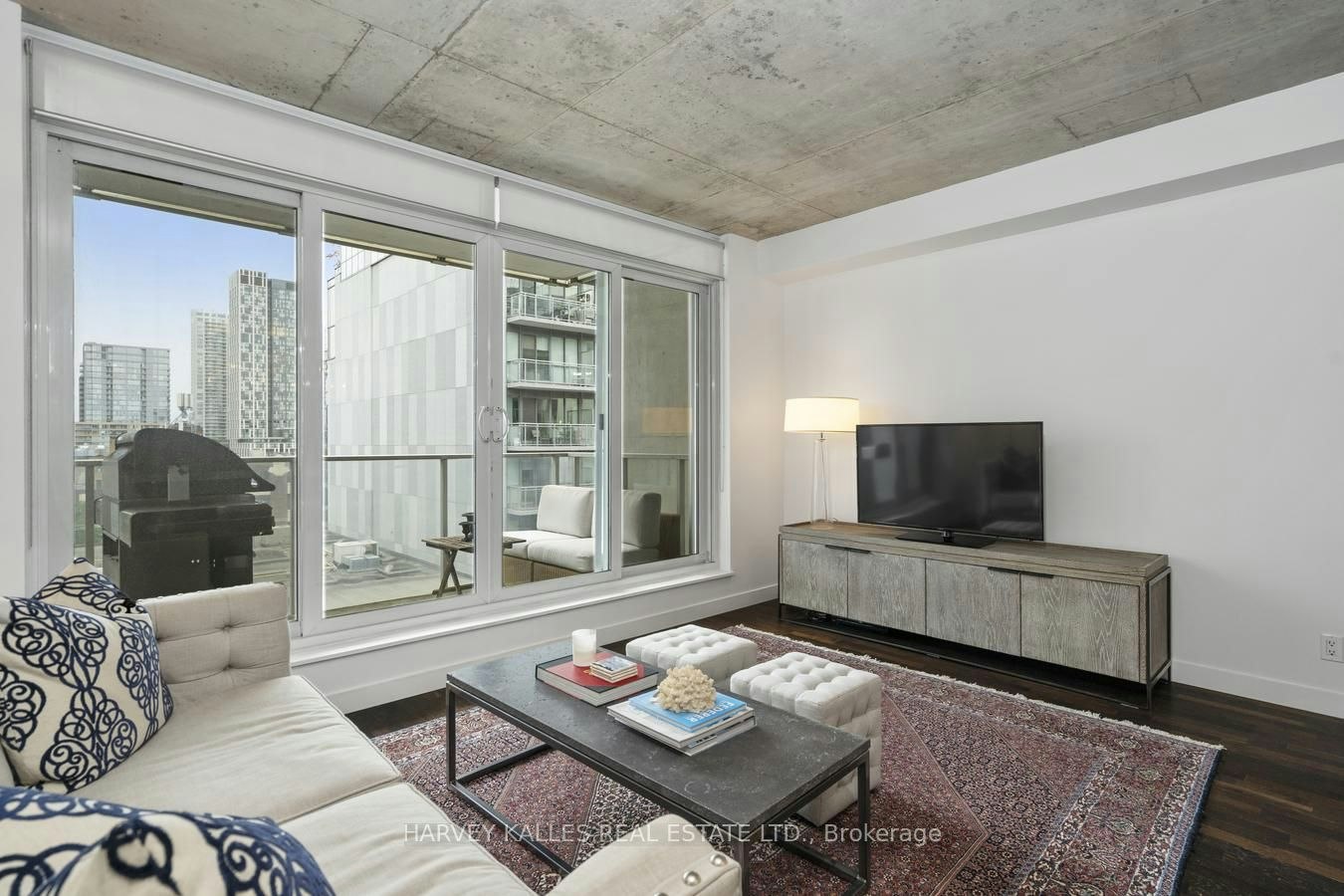 722-75 Portland Street, Toronto, ON, M5V 2M9 - 4