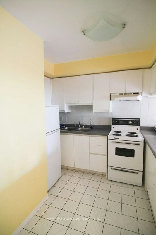 2-337 Seaton Street, Toronto, ON, M5A 2T6 - 4