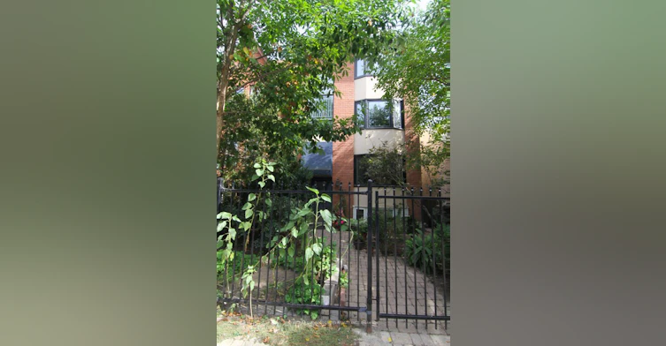 2-337 Seaton Street, Toronto, ON, M5A 2T6