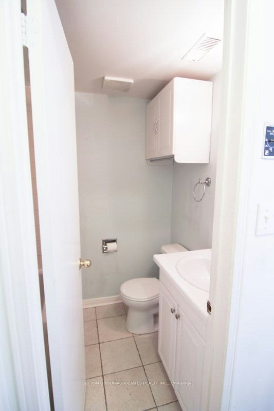 2-337 Seaton Street, Toronto, ON, M5A 2T6 - 7