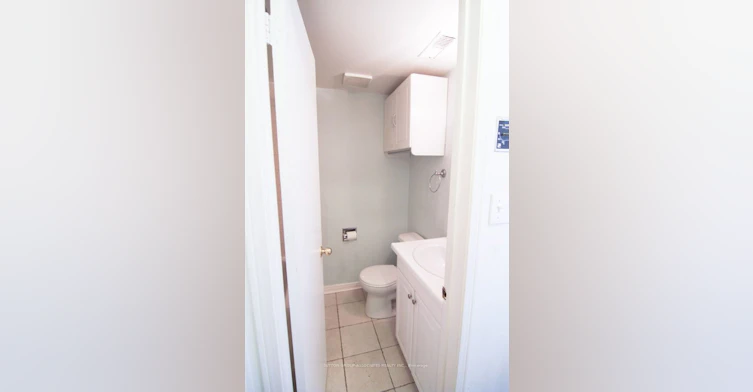 2-337 Seaton Street, Toronto, ON, M5A 2T6 - 7