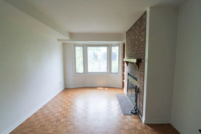 2-337 Seaton Street, Toronto, ON, M5A 2T6 - 2