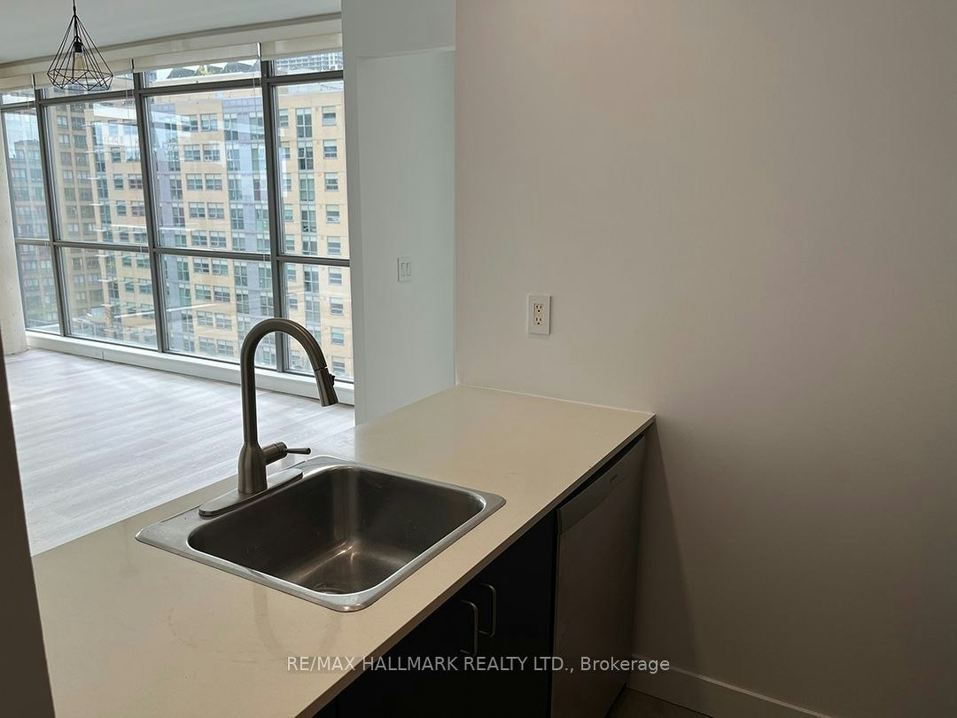 803-281 Mutual Street, Toronto, ON, M4Y 3C4 - 5