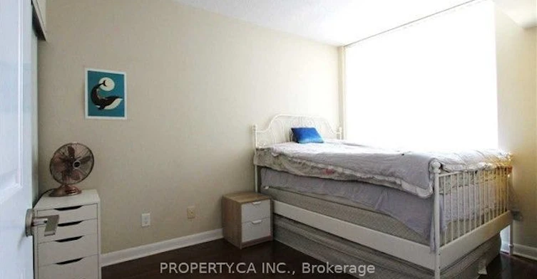4978 Yonge Street, Toronto, ON, M2N 7G8 - 5