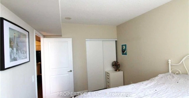 4978 Yonge Street, Toronto, ON, M2N 7G8 - 6