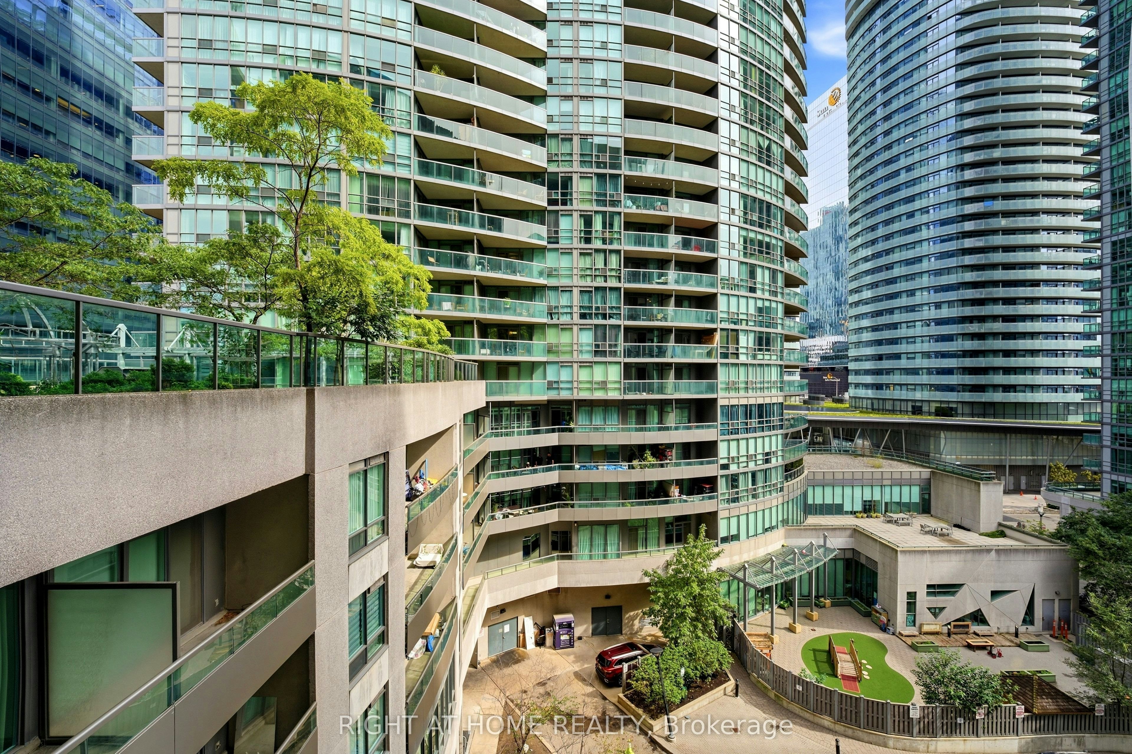701-51 Lower Simcoe Street, Toronto, ON, M5J 3A2 - 13