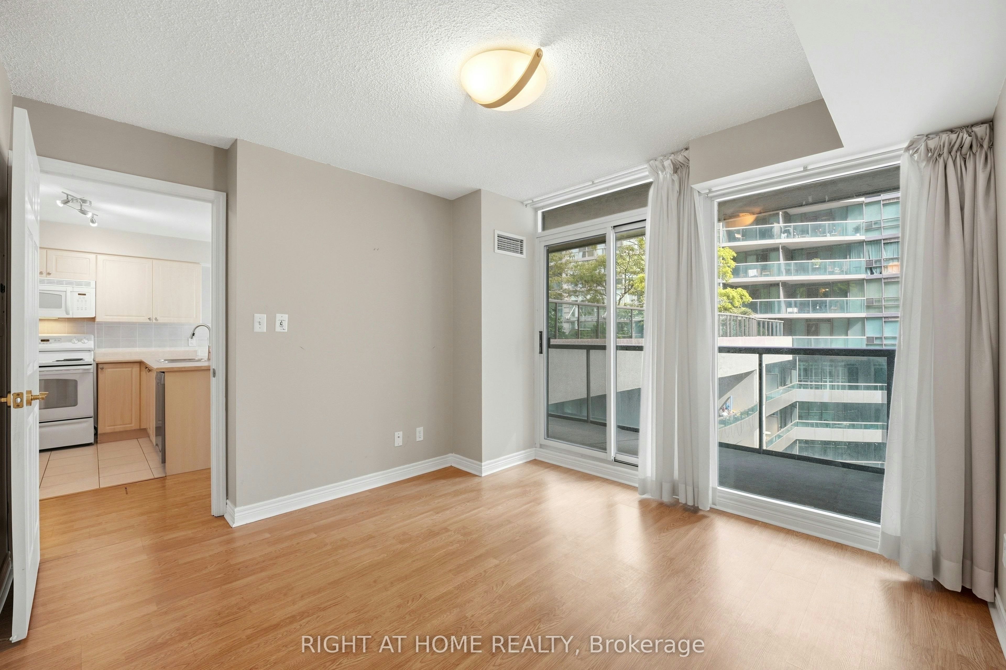 701-51 Lower Simcoe Street, Toronto, ON, M5J 3A2 - 8