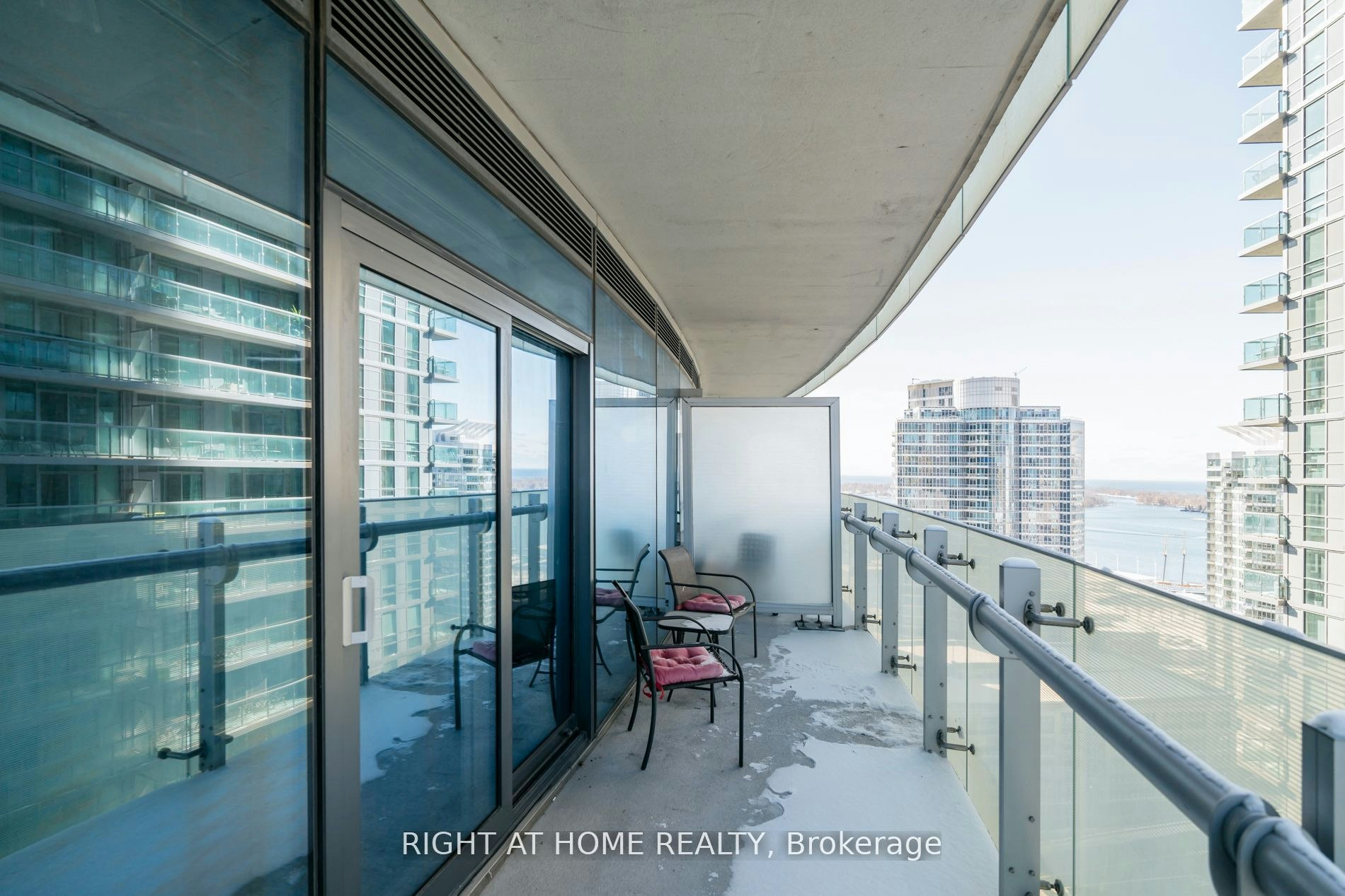 1906-12 York Street, Toronto, ON, M5J 0A9 - 8