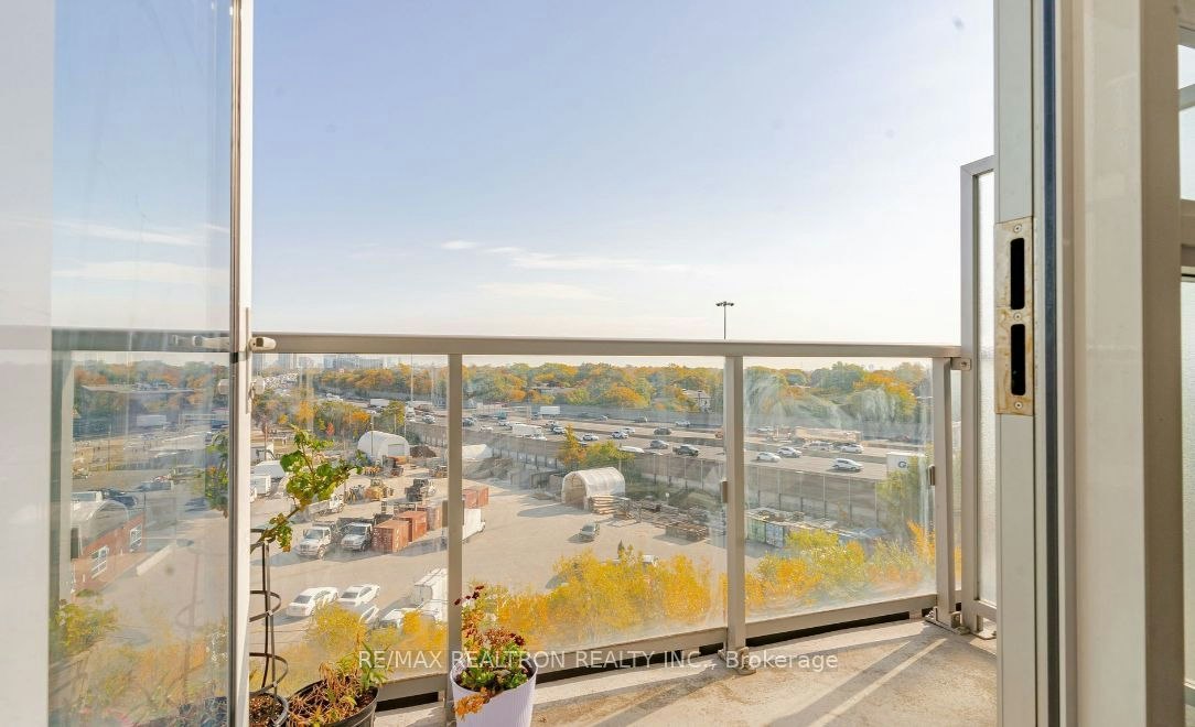 616-120 Harrison Graden Boulevard, Toronto, ON, M2N 0H1 - 3