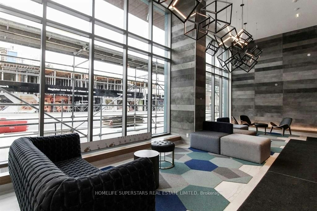 1813-120 Parliament Street, Toronto, ON, M5A 2Y8