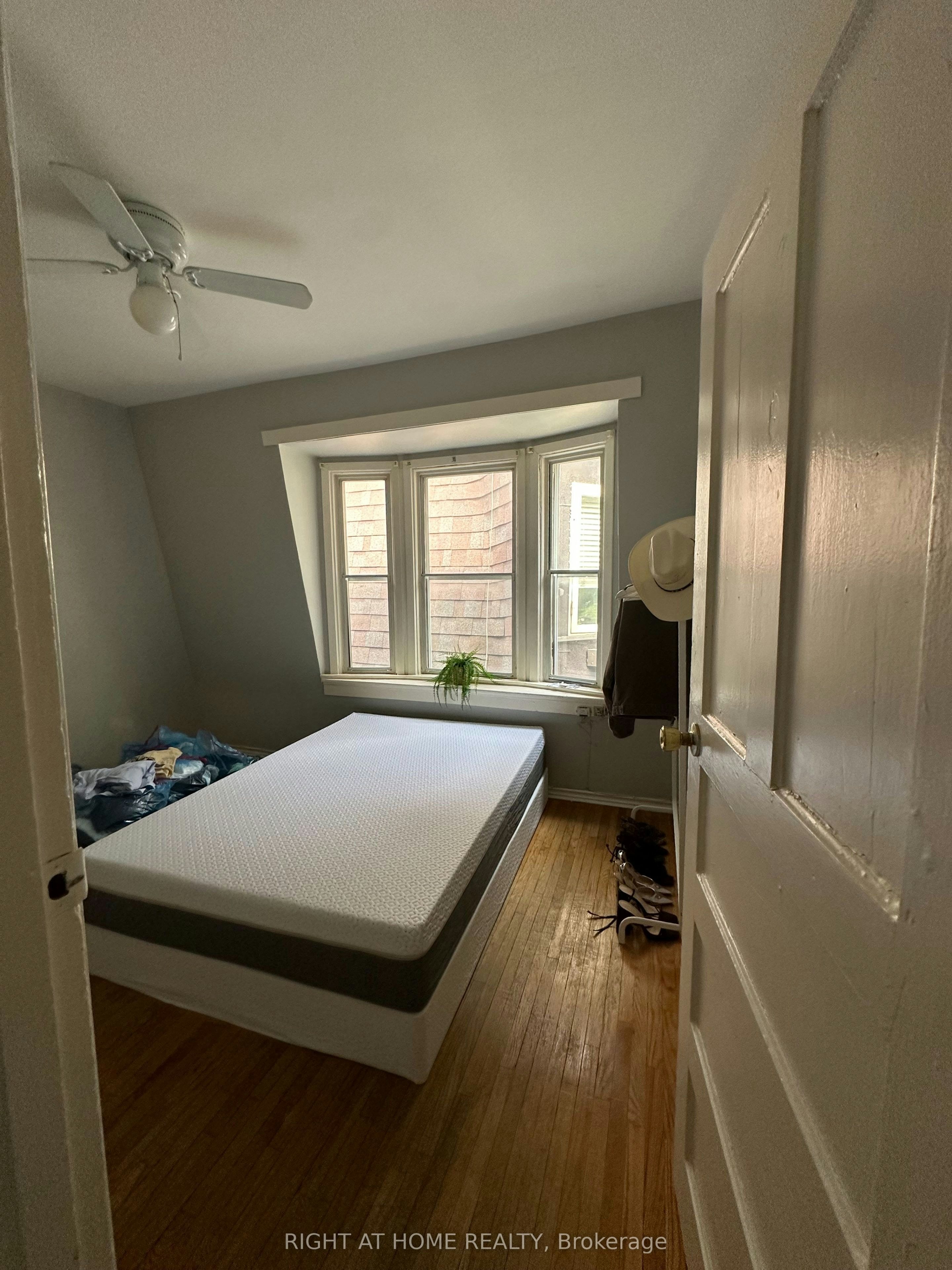 Apt A-483 Manning Avenue, Toronto, ON, M6G 2V8 - 2