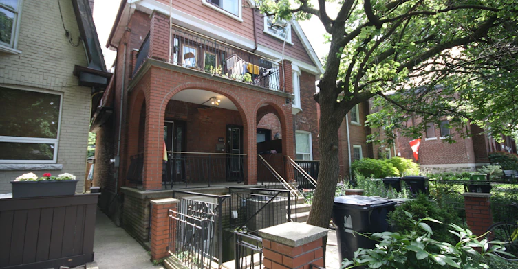 Apt A-483 Manning Avenue, Toronto, ON, M6G 2V8