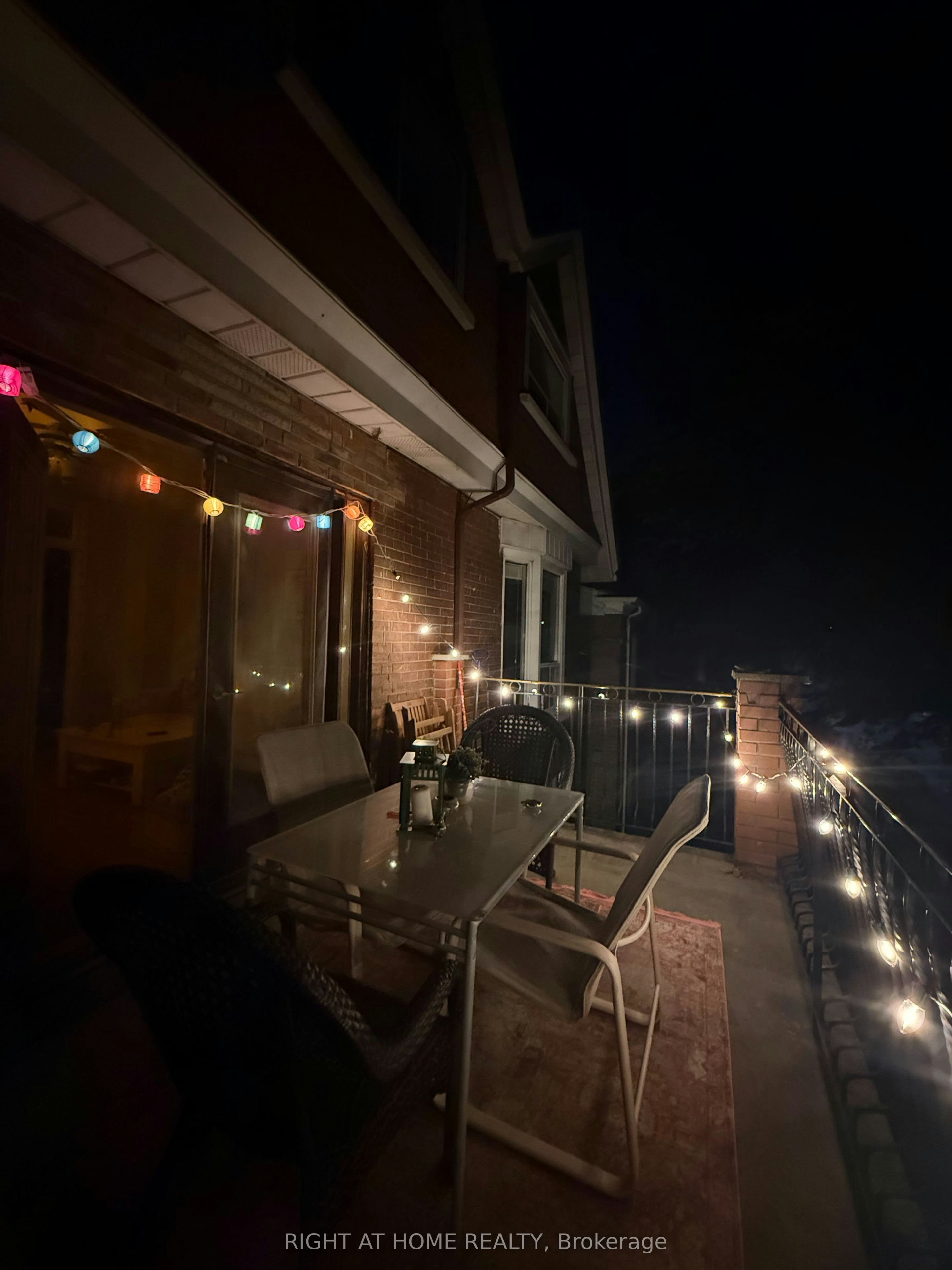 Apt A-483 Manning Avenue, Toronto, ON, M6G 2V8 - 11