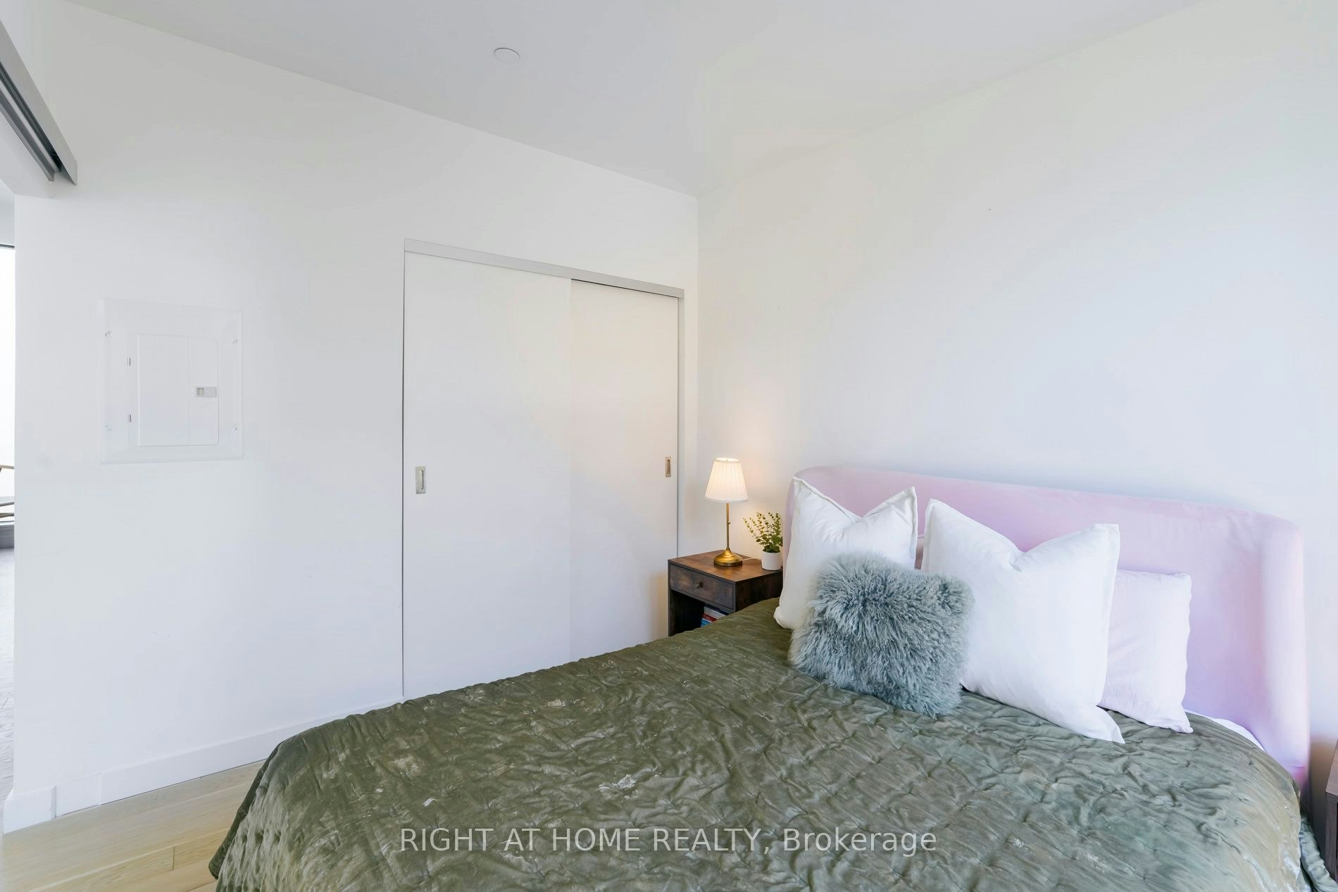 210-2A Church Street, Toronto, ON, M5E 0E1 - 13