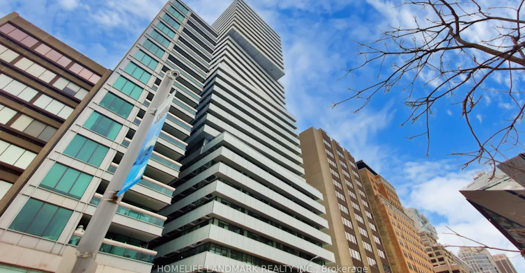 2305-200 Bloor Street W, Toronto, ON, M5S 0B1