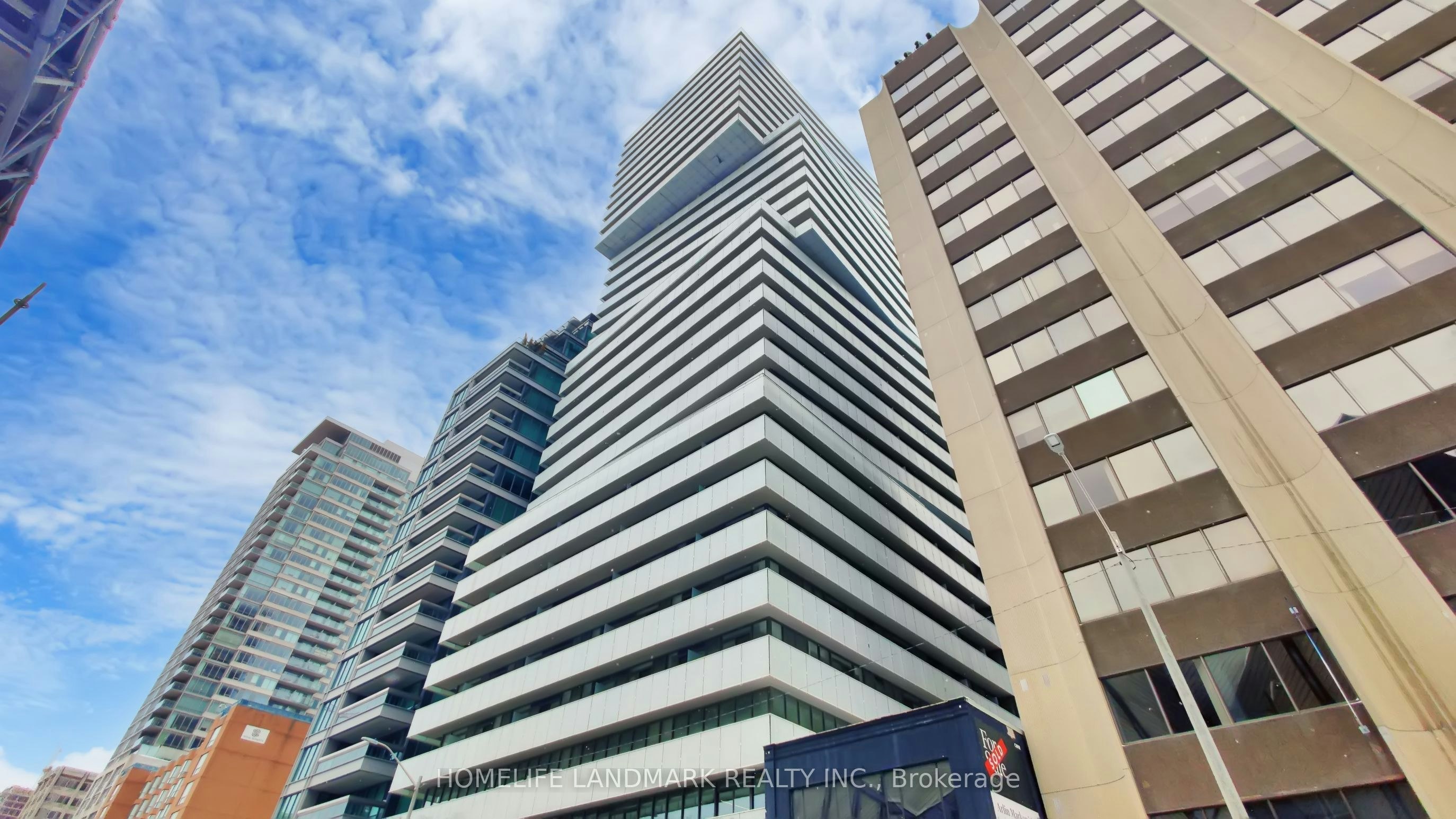 2305-200 Bloor Street W, Toronto, ON, M5S 0B1 - 3
