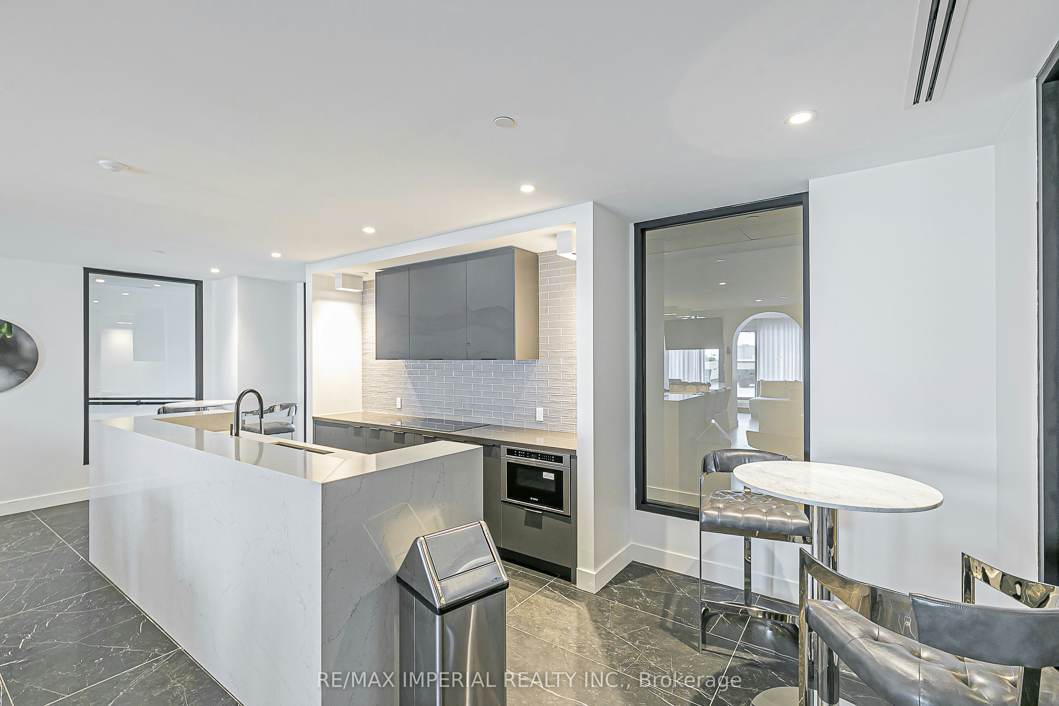 305-308 Jarvis Street, Toronto, ON, M5A 2P2 - 40