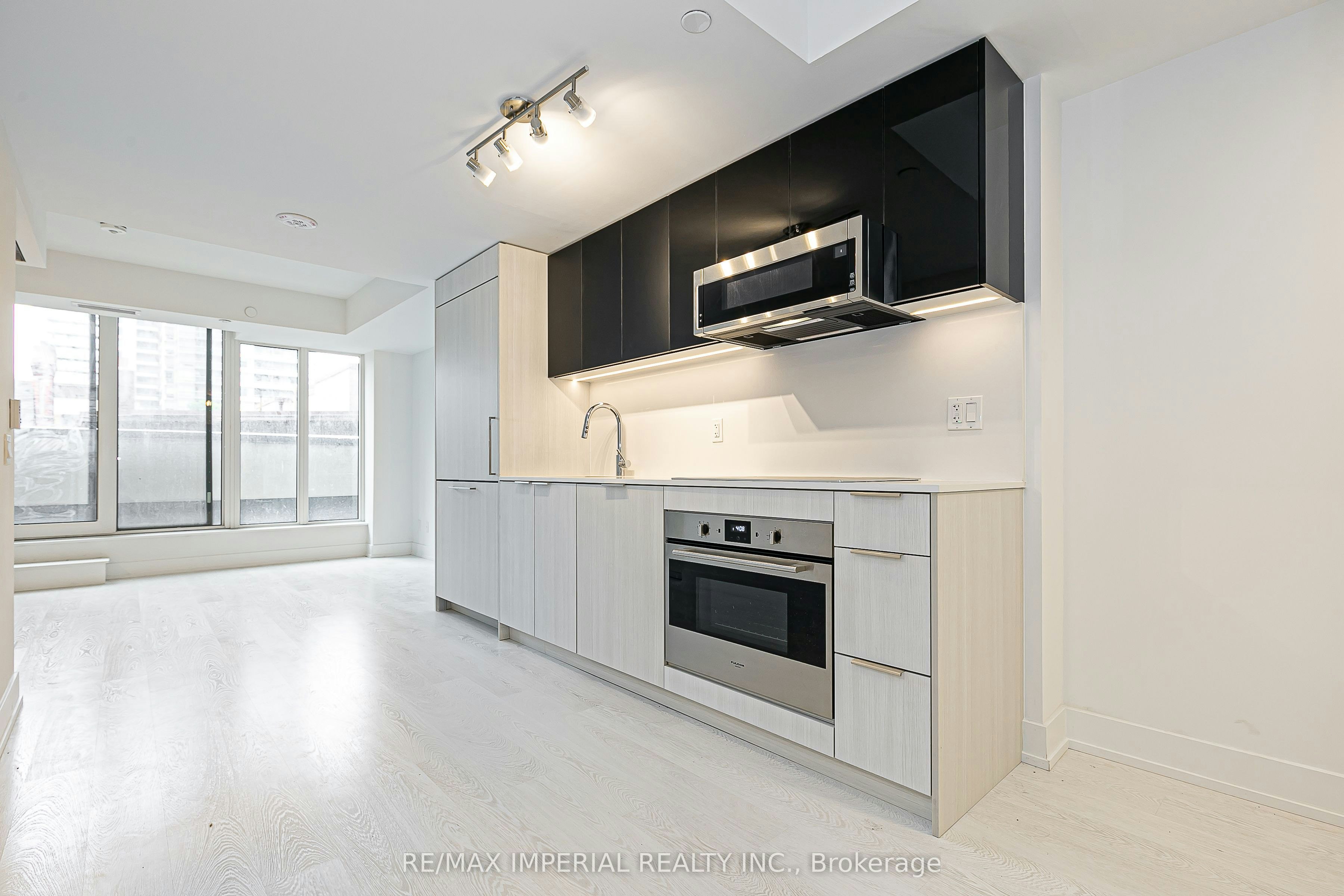 305-308 Jarvis Street, Toronto, ON, M5A 2P2 - 10