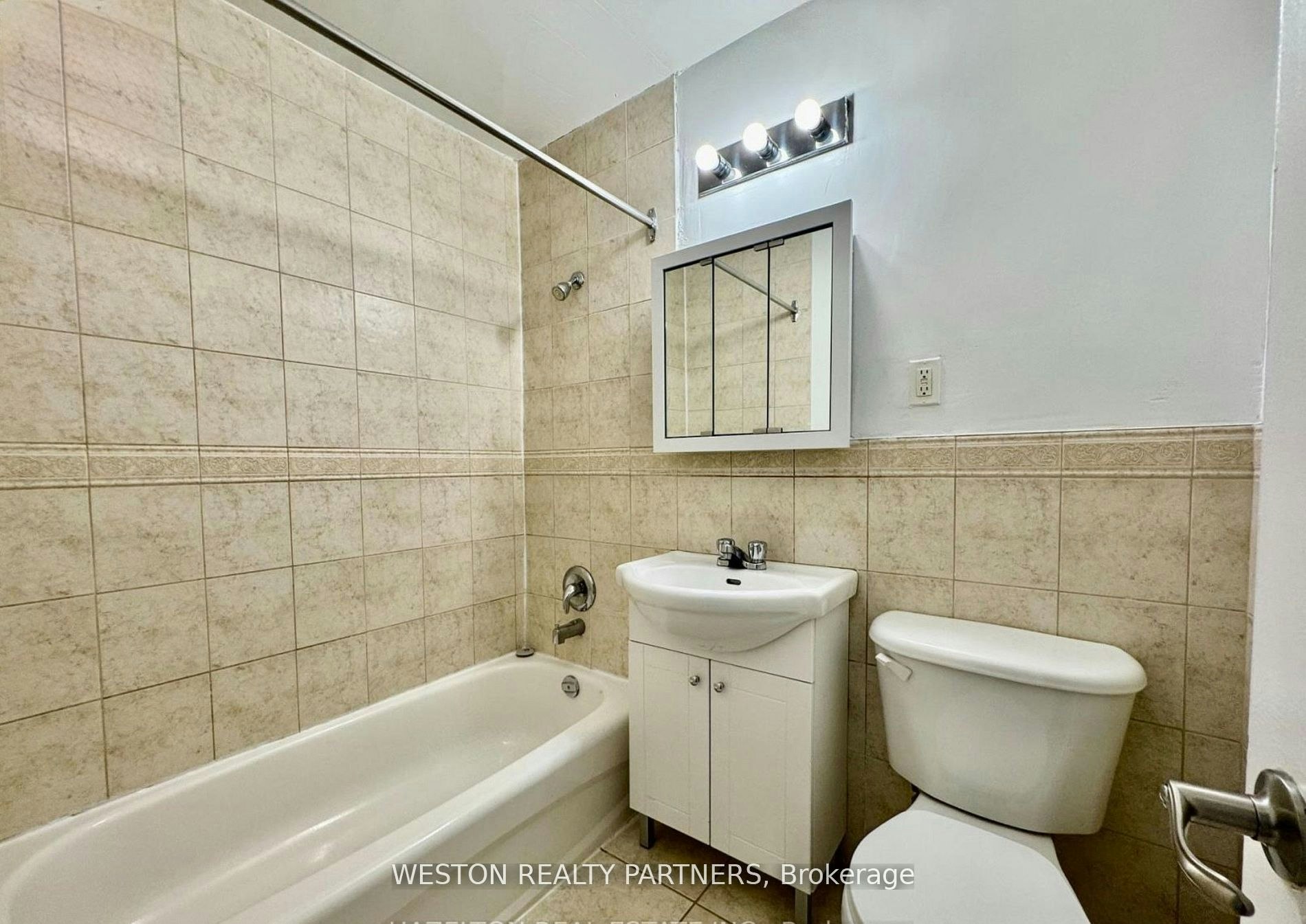 108-44 Huntley Street, Toronto, ON, M4Y 2L1 - 4