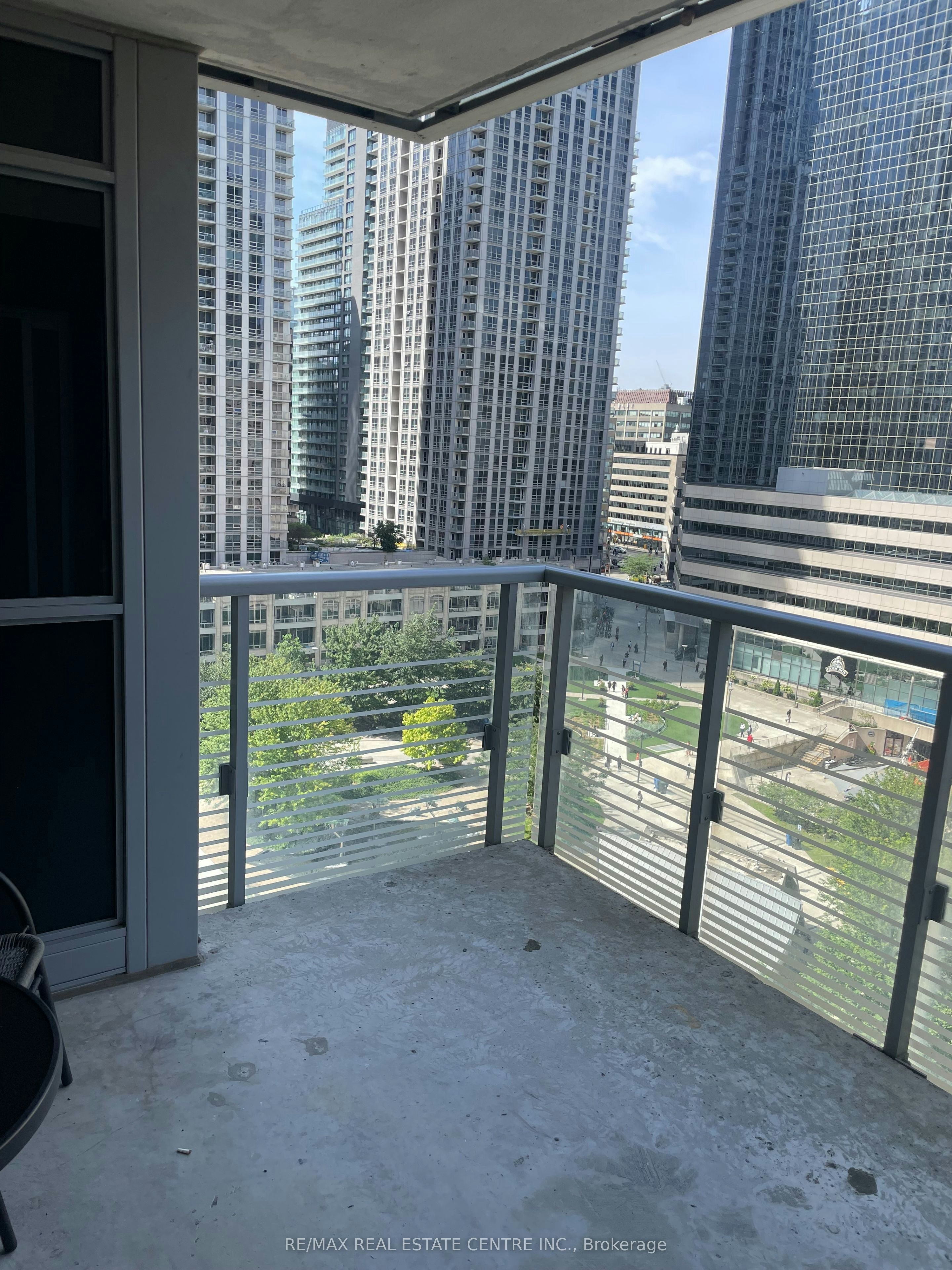 724-386 Yonge Street, Toronto, ON, M5B 0A5 - 12