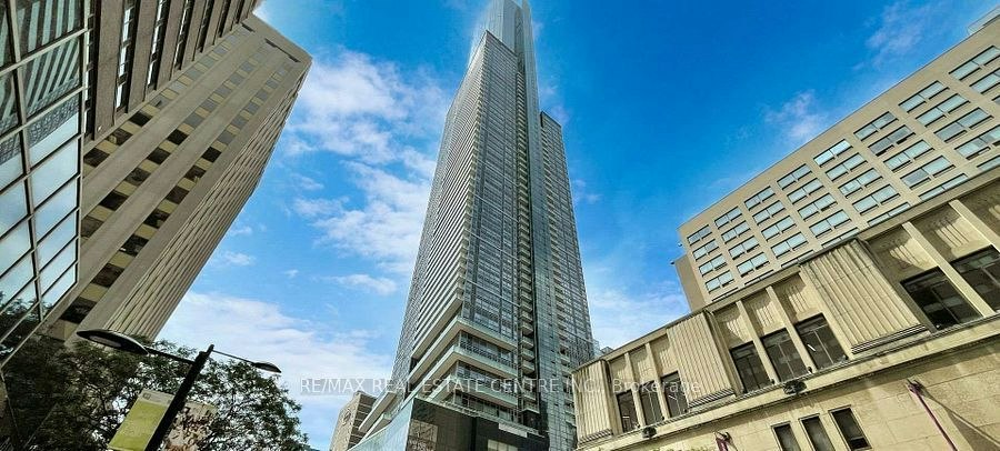724-386 Yonge Street, Toronto, ON, M5B 0A5