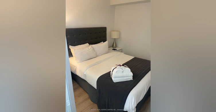 724-386 Yonge Street, Toronto, ON, M5B 0A5 - 4
