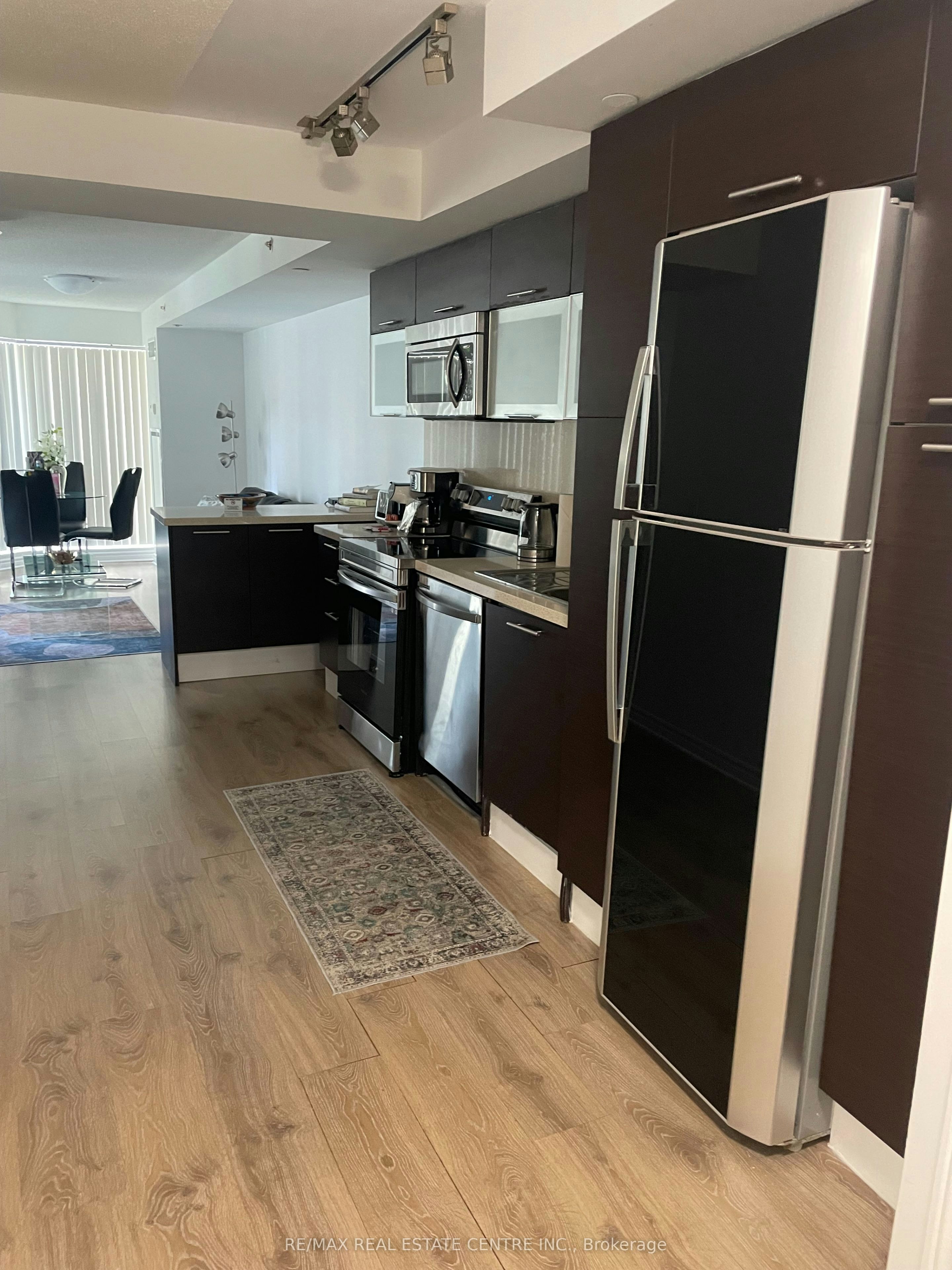 724-386 Yonge Street, Toronto, ON, M5B 0A5 - 5
